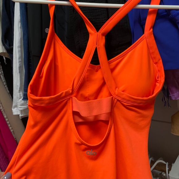 Alo Tank Top - Picture 2 of 7